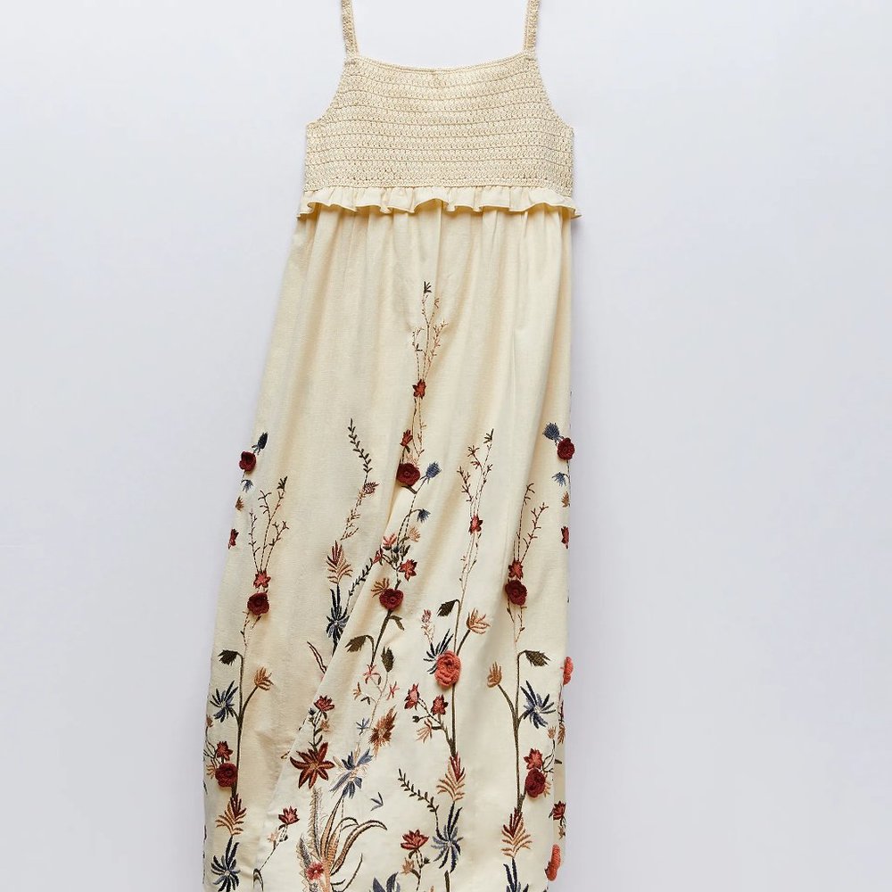 Zara Limited Edition White Embroidered Floral Crochet Dress Size Large NWOT - Picture 8 of 9